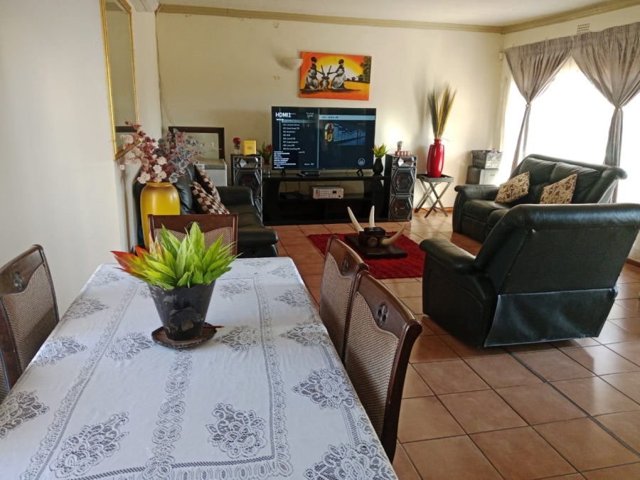 3 Bedroom Property for Sale in Kuruman Northern Cape